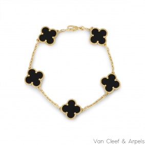 Van Cleef & Arpels Yellow Gold Onyx Vintage Alhambra Bracelet VCARA41300